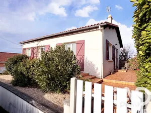 Townhouse at La Châtaigneraie (85120)