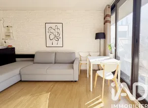 Apartment at Pantin (93500)