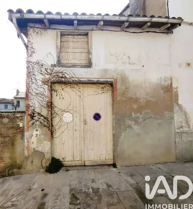Garage at Nègrepelisse (82800)