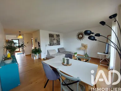 Apartment in Vence (06140)