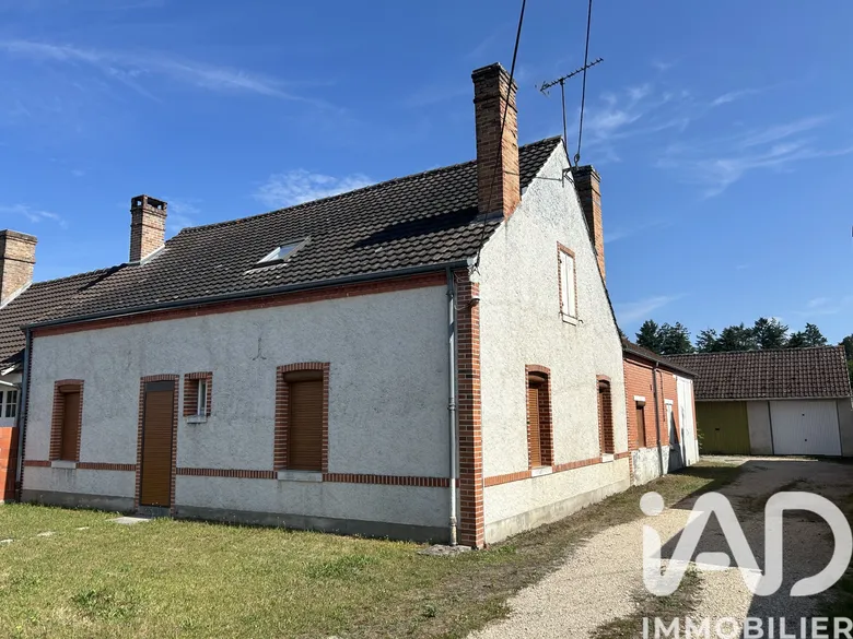 Maison 4 pièces 101 m² · à Lamotte-Beuvron · 101 m² · 238 000 €