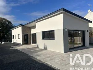 Traditional house at Saint-Nazaire (44600)