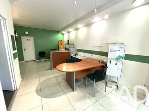 Immeuble à Bagnols-sur-Cèze (30200)