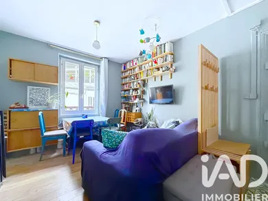 Apartment in Paris (75012)