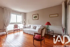 Apartment in Saint-Germain-en-Laye (78100)