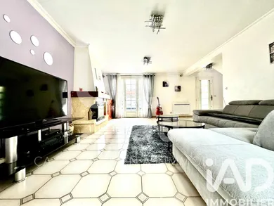 Maison à Lagny-sur-Marne (77400)