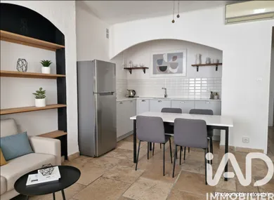 Apartment in Toulon (83000)