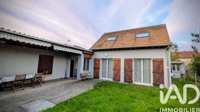 Maison traditionnelle à Sainte-Geneviève-des-Bois (91700)