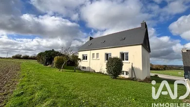 Maison à LE CLOÎTRE PLEYBEN  (29190)