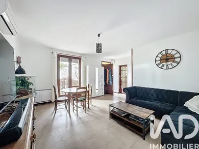 Maison à Saint-Saturnin-lès-Avignon (84450)