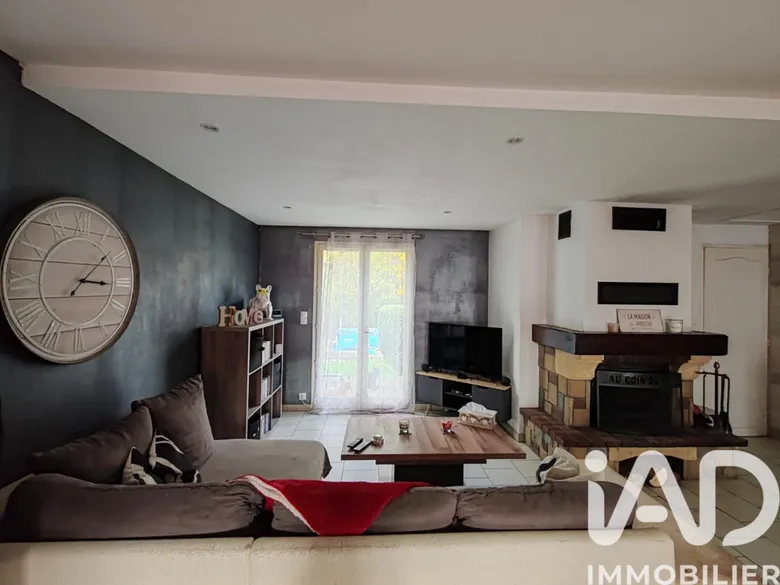 Maison 4 pièces 90 m² · à Tanlay · 90 m² · 120 000 €