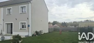 Traditional house at Brégy (60440)