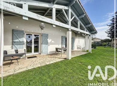 House in Saint-Vincent-de-Tyrosse (40230)