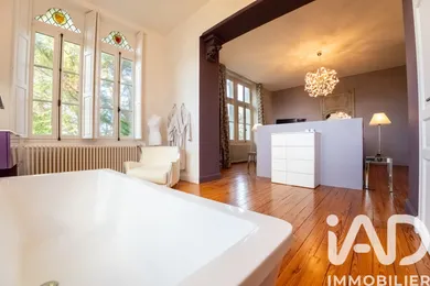 Château à Villenave-de-Rions (33550)