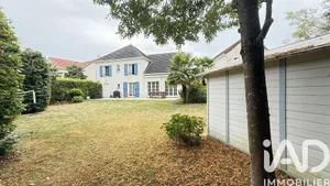 House at Cesson (77240)