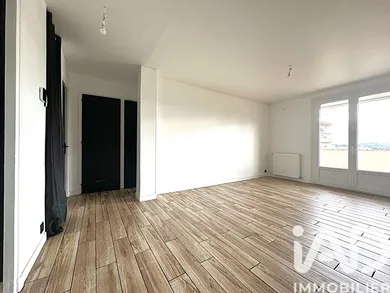 Appartement à Roanne (42300)