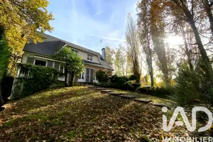 Maison à Le Plessis-Trévise (94420)