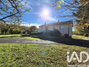 House at Ménigoute (79340)