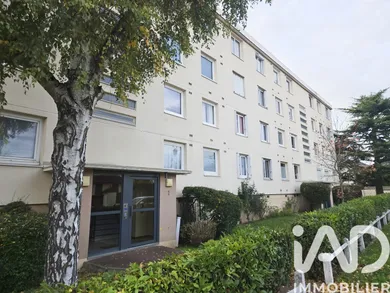 Appartement à Maurecourt (78780)