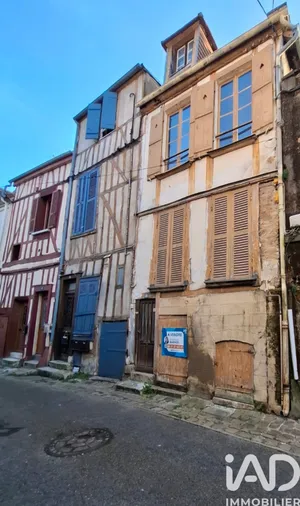 Townhouse in Joigny (89300)
