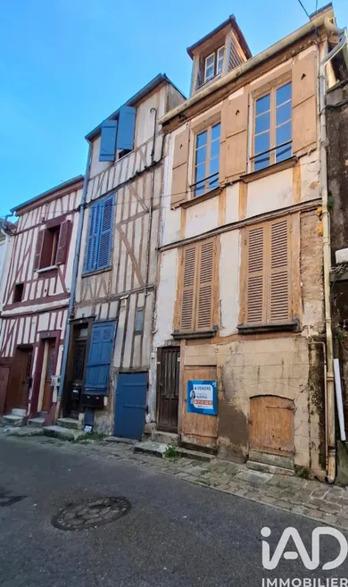 Townhouse in Joigny (89300)