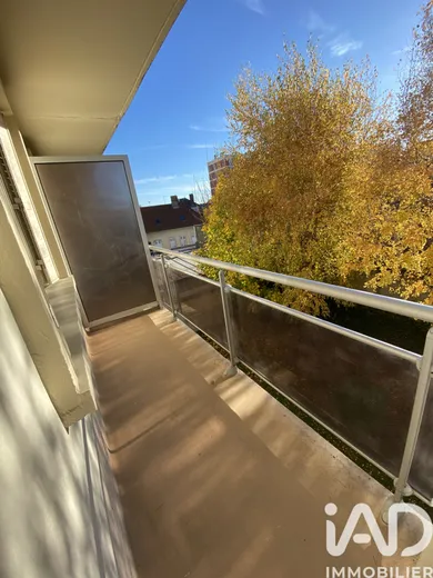 Apartment at Troyes (10000)