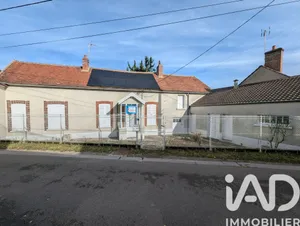 Longere at Mont-Saint-Sulpice (89250)