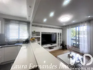 Apartment at Saint-Maurice (94410)