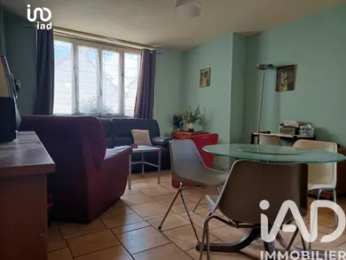 Apartment in Les Aix-d'Angillon (18220)