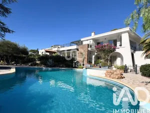 Appartement à Saint-Raphaël (83700)