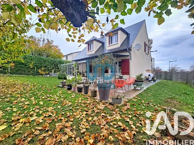 Maison traditionnelle à Mantes-la-Ville (78711)
