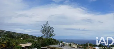 Architectural house at Saint-Joseph (97480)