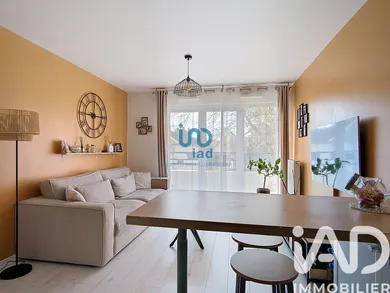 Apartment in Brie-Comte-Robert (77170)