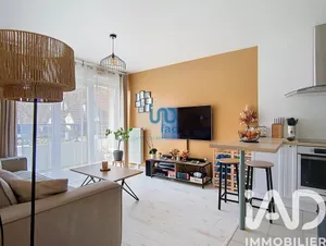 Apartment in Brie-Comte-Robert (77170)