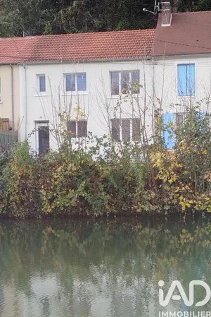 Village house at Château-Landon  (77570)