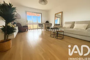 Apartment at Six-Fours-les-Plages (83140)