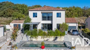 Maison d'architecte à Saint Martin de Londres (34380)