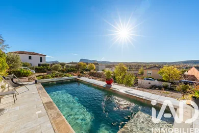 Maison d'architecte à Saint Martin de Londres (34380)