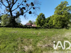 Terrain à bâtir à Château-Chervix (87380)