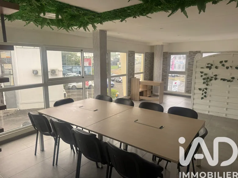 Immeuble 36 m² · à Les Abymes · 36,5 m² · 135 000 €