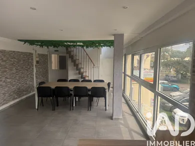 Immeuble à Les Abymes (97139)