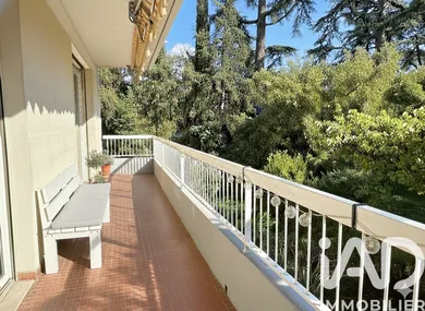 Appartement à Aix-en-Provence (13100)