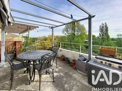 Apartment in Toulouse (31200)