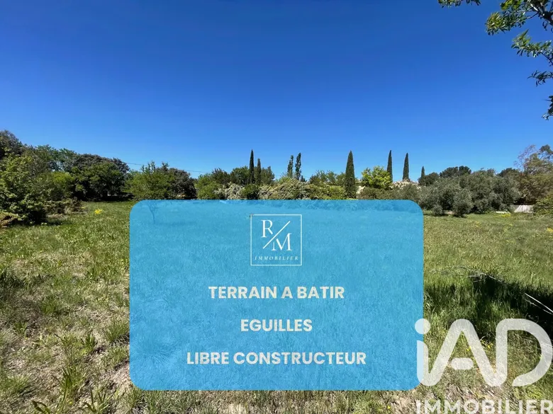 Terrain 1500 m² · à Éguilles · 530 000 €