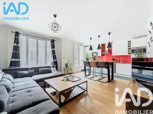 Apartment in Paris (75015)