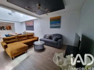 Architectural house at Rosny-sous-Bois (93110)