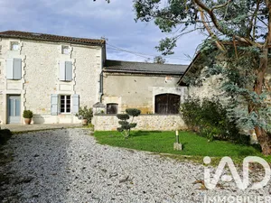 Domain in Bunzac (16110)