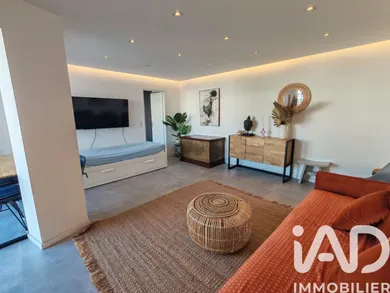 Apartment in Cannes (06400)