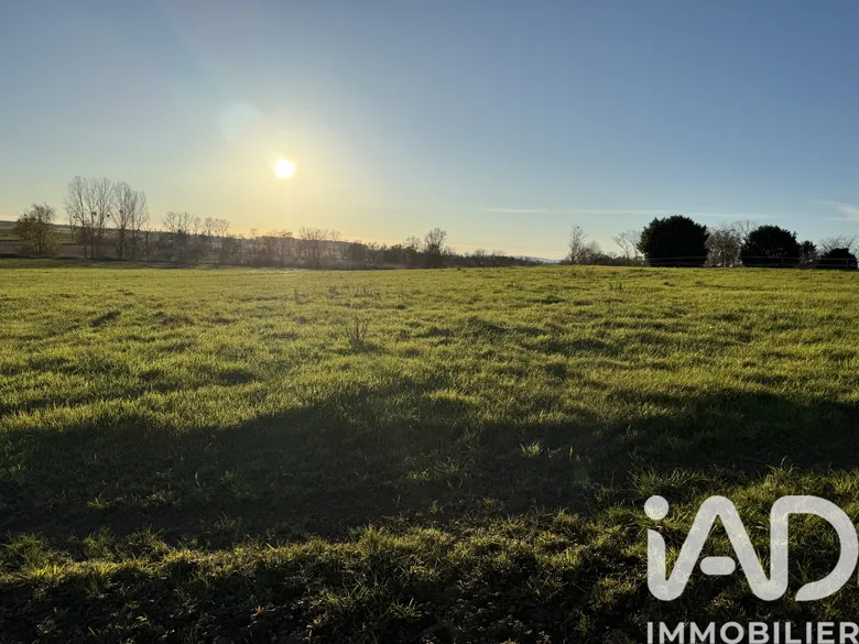 Terrain à bâtir à Chevigny-en-Valière (21200) · 55 495 €