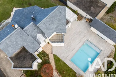 Maison d'architecte à Royat (63130)